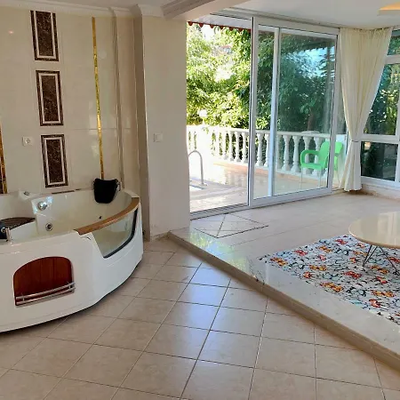Zirve 1 Private Pool Villa Alanya